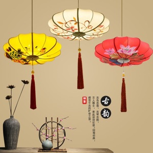 โคมไฟระย้าผ้าสไตล์จีนเพ้นท์ลายด้วยมือ ทรงกลม ขั้วหลอด E27 ไฟ LED เหมาะสำหรับโรงแรม ร้านอาหาร ร้านน้ำชา โคมไฟห้อยเพดานแบบหัวเดียว - Product Image 5