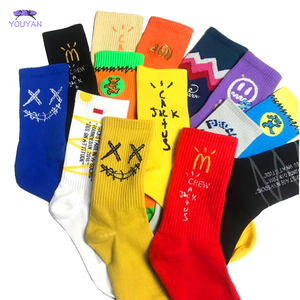 1 paio di calzini da uomo con stampa sportiva <span class=keywords><strong>Travis</strong></span> <span class=keywords><strong>Cactus</strong></span> Jack bandane Streetwear regali Hip Hop per uomo donna - Product Image 1