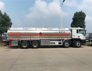<span class=keywords><strong>Camion</strong></span>-citerne Sinotruk HOWO 20m, transmission manuelle, Euro5, 350 CV, neuf, 6x4, pour le transport de carburant, à vendre - Product Image 3