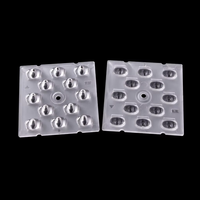 Vente en gros d'ensembles de lentilles LED carrées en PC à haute transmission optique, moulage personnalisé OEM ODM pour fabricant de projecteurs et éclairages industriels.