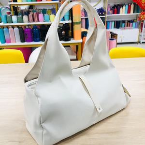 Sac <span class=keywords><strong>de</strong></span> sport imperméable pour <span class=keywords><strong>professeur</strong></span> <span class=keywords><strong>de</strong></span> <span class=keywords><strong>yoga</strong></span>, taille personnalisée, porte-tapis <span class=keywords><strong>de</strong></span> <span class=keywords><strong>yoga</strong></span> en cuir durable - Product Image 2