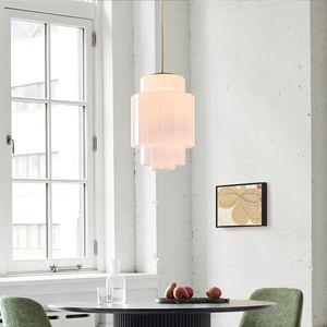 Lampe suspendue <span class=keywords><strong>Jules</strong></span> en verre laiteux à étages en laiton antique moderne Simig Lighting - Product Image 2