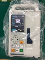 Pompe à perfusion vétérinaire pour chiens à usage médical dans les cliniques animales par des spécialistes vétérinaires pour animaux de compagnie
