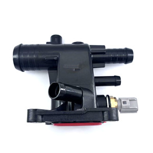 Conectores Automotrices para Salida de Agua CJ5E8K556AB CJ5E8K556AA AG9G8K556BB para Varios Modelos - Product Image 1