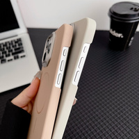 Nouvelle coque de téléphone PC 2026 pour iPhone 17 14 15 16 Pro Max, chargement magnétique sans fil, coque de téléphone givrée pour iPhone 16E