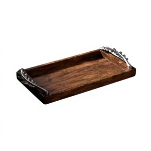 Bandeja de Madera con Diseño Único de Hojas, Bandeja Rectangular de Madera de Mango Oscuro con Herrajes - Product Image 1