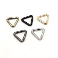Vente en gros de crochet porte-clés en alliage de zinc, différentes tailles, boucle de sangle, accessoires de sac, ouverture, anneau à ressort triangulaire