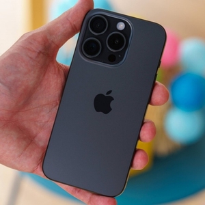 iPhone 15 Pro 5G 128GB Versión Estadounidense, <span class=keywords><strong>Original</strong></span> Desbloqueado, Reacondicionado Grado A+, 8GB RAM, Sin Rasguños, Excelente Estado de Batería, Barato - Product Image 6