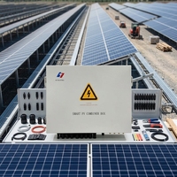 Boîtier de Combinaison de Chaînes Solaires 12 Cordes 1500V CC avec Accessoires de Sécurité Complets pour Projets Photovoltaïques Industriels