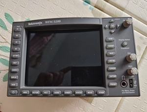 Monitor de Forma de Onda Tektronix WFM5200 3G/HD/SD-SDI, Origen EE. UU., Construcción de Metal/Plástico - Product Image 3