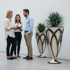 Ensembles de pots de fleurs <span class=keywords><strong>en</strong></span> fibre de verre personnalisés <span class=keywords><strong>en</strong></span> forme de losange, bacs de plantation <span class=keywords><strong>en</strong></span> gros pour centres commerciaux, grandes jardinières - Product Image 4