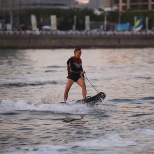 Tabla de Surf Jetsurf de Fibra de Carbono 2025, Equipo para Deportes Acuáticos en Aguas Oceánicas, Tabla de Surf Jetsurf H5-F - Product Image 2