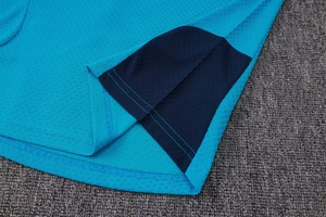 Conjunto de <span class=keywords><strong>Camiseta</strong></span> de Fútbol Personalizada BOMP 2026 <span class=keywords><strong>España</strong></span>: Conjunto de Entrenamiento para Adultos de Tela Transpirable y de Secado Rápido (<span class=keywords><strong>Camiseta</strong></span> y Pantalones Cortos) - Product Image 5