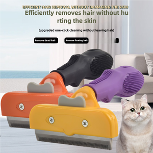 Spazzola per la cura dei capelli in plastica ecologica per cani e gatti lama in acciaio inossidabile per <span class=keywords><strong>Deshedding</strong></span> e rimozione di peli galleggianti aggrovigliati - Product Image 4