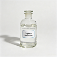 Désémulsifiant polyéther de qualité industrielle pour une réduction rapide de la mousse dans les systèmes de fabrication et de traitement des eaux