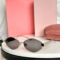 Lunettes de soleil unisexes en métal à monture carrée, verres polarisés dégradés UV400, miroir PC rose pour activités de plein air – Vente en gros
