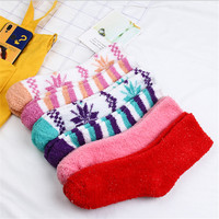 L'équipe d'hiver Floue Femmes Chaussettes De Conception Faite Sur Commande