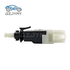 0015456709 2E0945515A 0015454409 interrupteur de feu stop pour <span class=keywords><strong>Mercedes</strong></span> Benz W169 W245 W211 W900 W906 <span class=keywords><strong>W219</strong></span> W636 A160 A180 A200 - Product Image 4