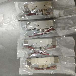 Vanne solénoïde pneumatique d'origine SMC SY5220-5LZD-C6 - Product Image 2