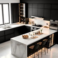 Meubles de cuisine modernes et luxueux en contreplaqué haut de gamme, en forme de L, avec îlot, bande lumineuse, tiroirs et finition grain de bois