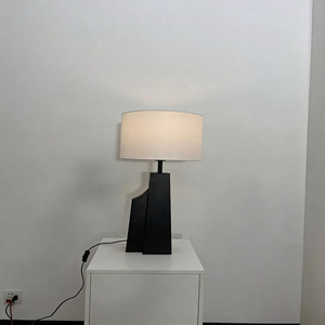โคมไฟตั้งโต๊ะไม้เนื้อแข็ง E27 LED 220V ควบคุมด้วยสวิตช์ สำหรับห้องนั่งเล่น โรงแรม โชว์รูม - Product Image 3