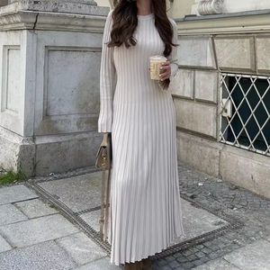 Femmes européennes et américaines automne nouveau col rond à manches longues jupe <span class=keywords><strong>longue</strong></span> en tricot serré <span class=keywords><strong>robe</strong></span> Pit Stripe <span class=keywords><strong>robe</strong></span> de base de couleur unie - Product Image 1