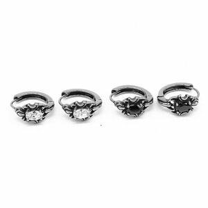 Yunnique Boucles d'oreilles créoles en acier titane avec design diamant noir pour hommes et femmes, faciles à fixer - Product Image 2