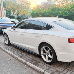 สเกิร์ตข้าง Audi A5 F5 ปี 2017-2020 สีดำเงา ลายคาร์บอนไฟเบอร์ ผิวขัดเงา ชุดแต่งสำหรับรถสปอร์ตแบ็คสี่ประตู - Product Image 3