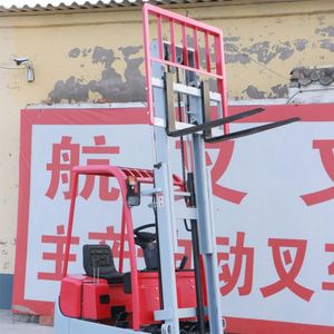 China hizo 0,5 toneladas de ahorro de energía y protección del medio ambiente carretilla elevadora eléctrica completa - Product Image 2