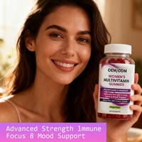 Gummies multivitaminées pour femmes OEM, complément alimentaire quotidien avec vitamine C, D3, complexe B pour le soutien immunitaire et énergétique, saveur fruitée
