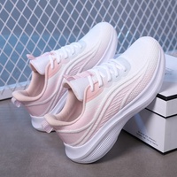Chaussures de sport de campus respirantes pour filles légères absorbant les chocs et antidérapantes pour le collège en cours d'exécution corde à sauter à lacets