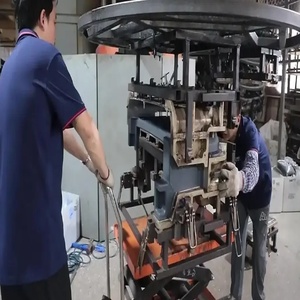 ODM OEM 塑料工厂 LDPE 滚压成型户外狗窝 耐用旋转成型金属门 环保型重型 JSM - Product Image 6