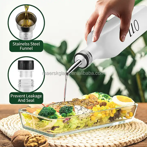 Set di 2 Dispenser per Olio e Aceto <span class=keywords><strong>in</strong></span> <span class=keywords><strong>Ceramica</strong></span> da 16 oz, Dispenser per Olio <span class=keywords><strong>in</strong></span> Dolomite Bianco e Nero con Supporto <span class=keywords><strong>in</strong></span> Metallo - Product Image 6