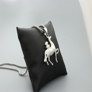 Collier avec pendentif petit cheval en argent tibétain, forme animale, bijoux unisexes, cadeau tendance - Product Image 4