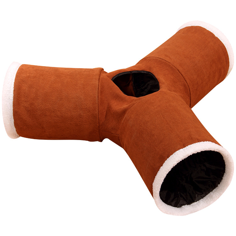 Peluche marron en forme de Y