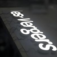 Fabricante personalizado impermeable Led iluminado al aire libre luz 3D letras de canal Sings Store Front Led Signs