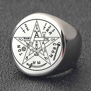 Anillo Geométrico de Cinco Puntas en Acero Inoxidable de 22MM, Unisex, para Uso Diario, Color Dorado - Product Image 4