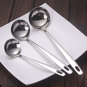 Louche à soupe en acier inoxydable 304 épaissi, manche long, cuillère de service pour fondue, durable, antidérapante, sans danger pour les aliments - Product Image 2