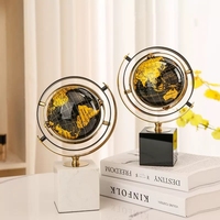 Globe terrestre de bureau moderne de luxe, ornement décoratif d'intérieur en métal léger avec base en marbre pour la décoration de la maison et du bureau