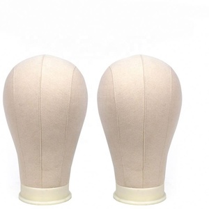 Styling che mostra molti colori per scegliere la testa del manichino per parrucche - Product Image 3