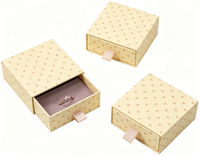 Boîtes de rangement en carton ondulé pour bijoux : Coffrets cadeaux pour boucles d'oreilles, colliers et bracelets en gros