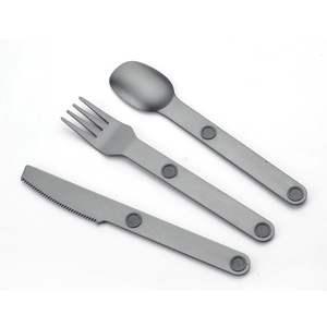<span class=keywords><strong>Set</strong></span> di Posate Portatili in Lega di Alluminio Magnetico, Tre Pezzi, per Casa e Campeggio - Product Image 5