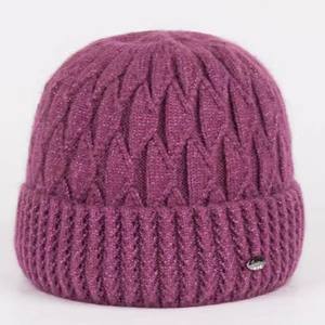 Gorro de Punto para Mujer, 100% Acrílico, Cálido para Invierno, Estilo Pescador, Color Rojo Vino - Product Image 2