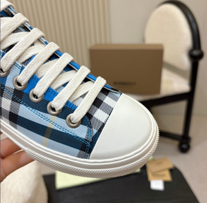 Chaussures décontractées tendance pour hommes de marque de luxe 2025, qualité supérieure - Product Image 2