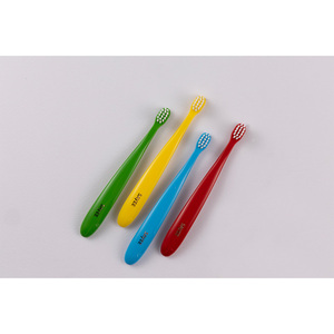 [KNK] Brosse à dents (KKP09) Brosse à dents pour bébé sûre sans métaux lourds ni BPA, soin des gencives douces, brosse à dents pour enfants - Product Image 3