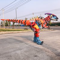 Mechanisch verenkleed Parasaurolophus wandelende dinosaurus kostuum met verborgen beenontwerp, licht, flexibel, op maat gemaakt, winkelcentrum