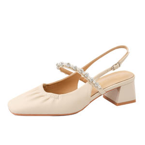 Chaussures à talons hauts tendance et confortables de haute qualité pour femmes, conçues sur mesure par des designers seniors - Product Image 5