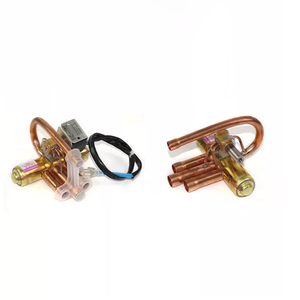 Vanne de réversibilité à quatre voies pour climatisation 1,5 CV avec bobine 220 V - Product Image 2