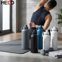 Fabricant de bouteilles d'eau personnalisées, emballage de bouteilles d'eau, bouteille d'eau en acier inoxydable de 64 oz pour bouteille de sport noire