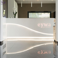 Comptoir en pierre sur mesure réception spa blanc attrayant lumières LED conception de bureau de réception de salon de coiffure